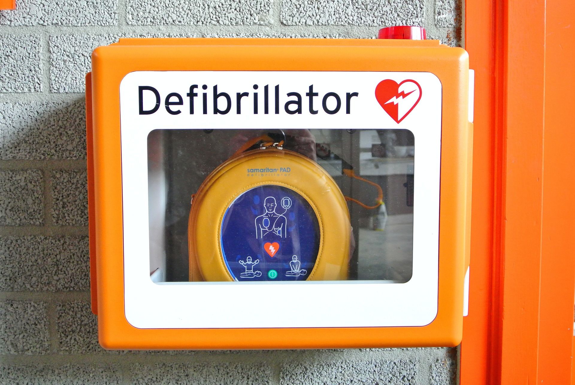 Defibrillator G74c7541a6 1920